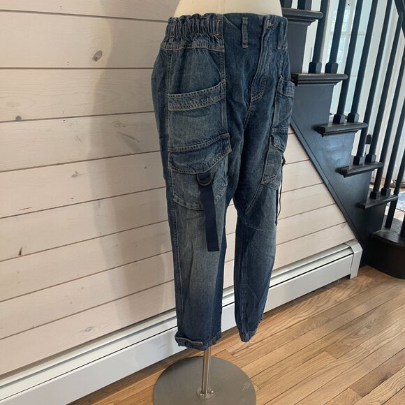 016 We The Free Hazel Pull On Utility Jeans In Dark And Stormy NWOT Size Small - Picture 8 of 11